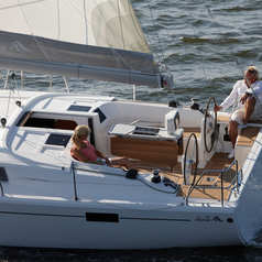 Hanse 385